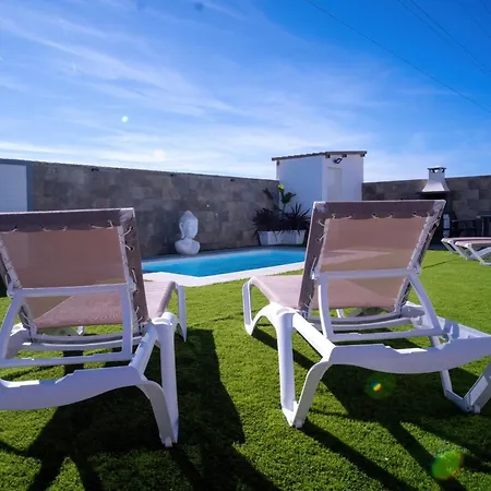 Chalet Con Piscina Privada, Barbacoa Y Garaje En - Es-180-250 Villa Conil De La Frontera