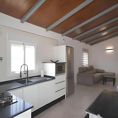 Villa Chalet Con Piscina Privada, Barbacoa Y Garaje En - Es-180-250 Conil De La Frontera