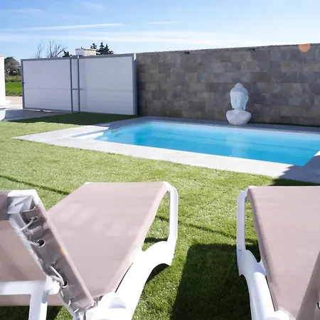 Chalet Con Piscina Privada, Barbacoa Y Garaje En - Es-180-250