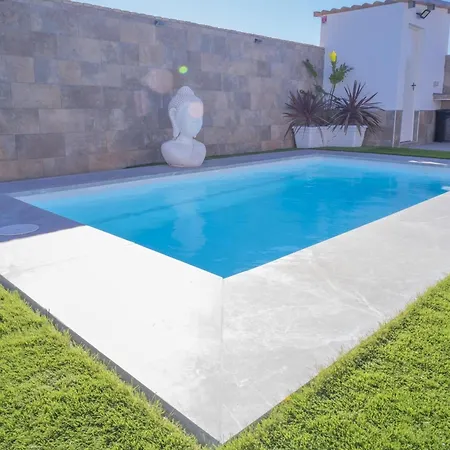 Chalet Con Piscina Privada, Barbacoa Y Garaje En - Es-180-250 Villa *